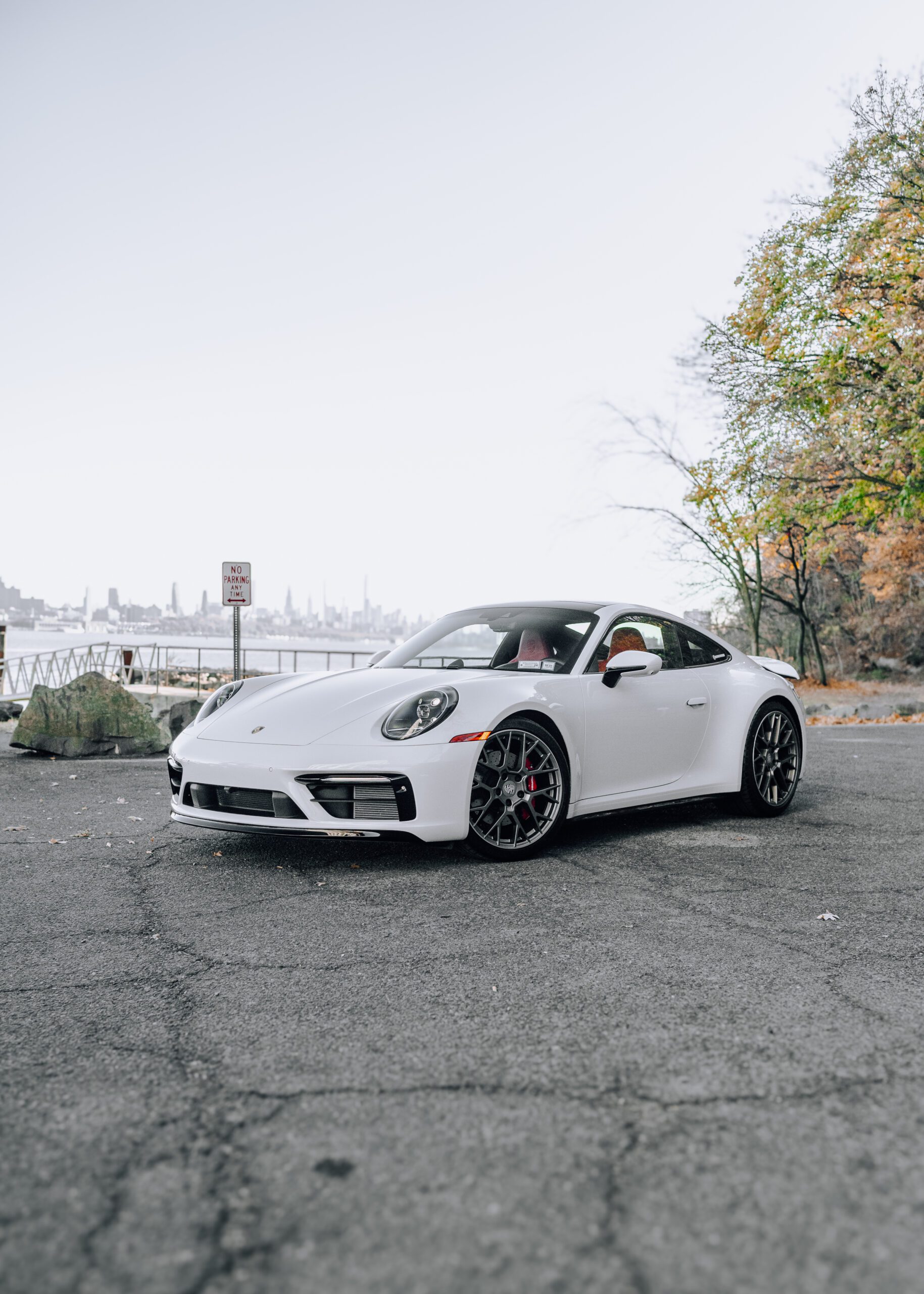 2024 Porsche 911 Carrera 4s White_Allstar 2024 Porsche 911 Carrera 4s White
